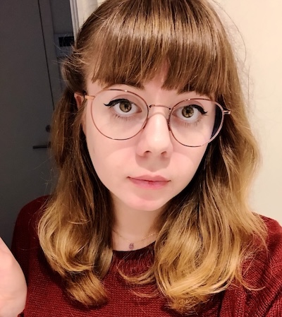 head shot of Willow Roberts